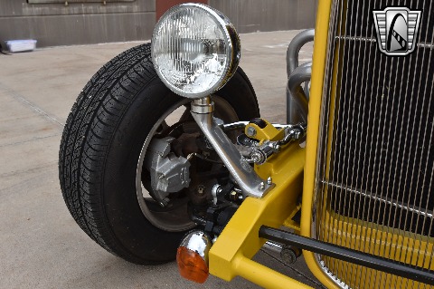 1932 Ford Roadster image 101