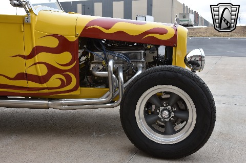 1932 Ford Roadster image 25