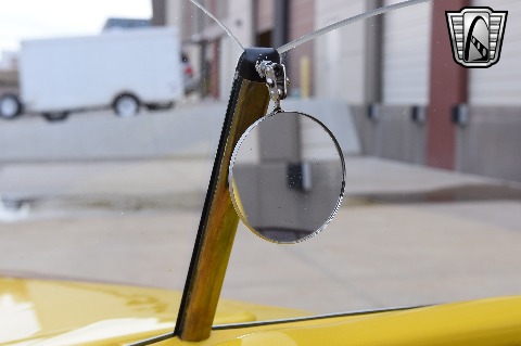 1932 Ford Roadster image 79