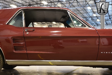 1967 Ford Mustang image 25