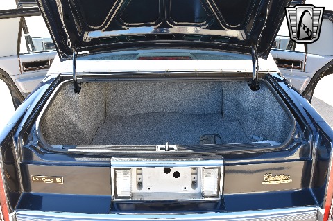 1990 Cadillac Sedan image 59