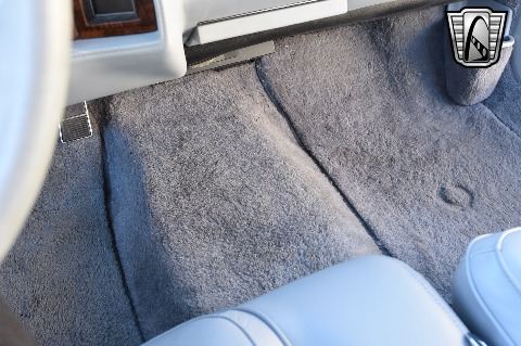 1990 Cadillac Sedan image 85