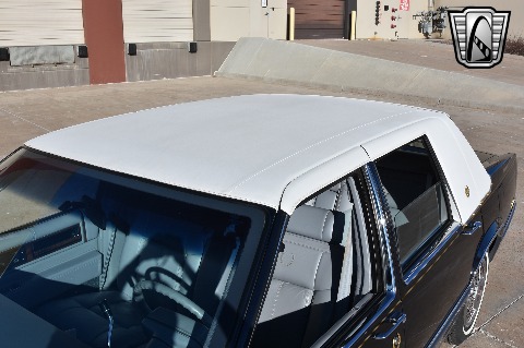 1990 Cadillac Sedan image 112