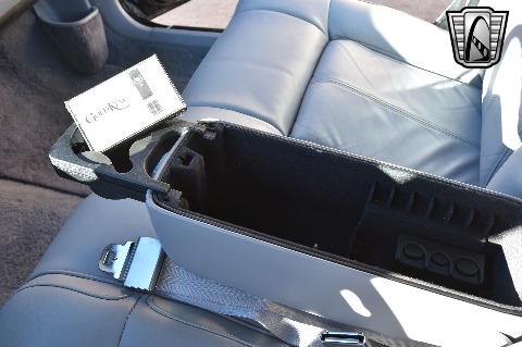 1990 Cadillac Sedan image 88