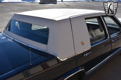 1990 Cadillac Sedan image 114