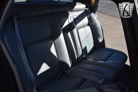 1990 Cadillac Sedan image 99