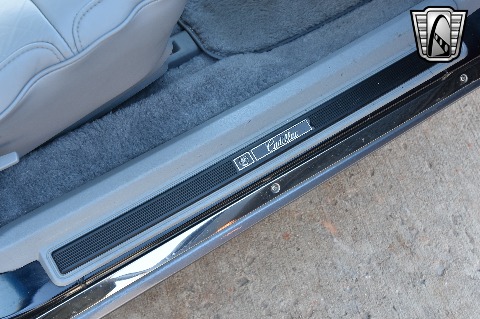 1990 Cadillac Sedan image 101
