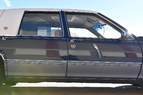 1990 Cadillac Sedan image 25