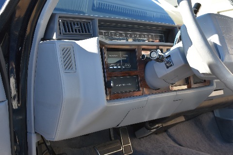 1990 Cadillac Sedan image 77