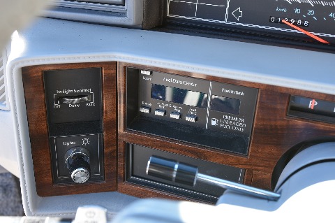 1990 Cadillac Sedan image 79