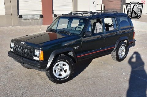 1996 Jeep Cherokee image 4