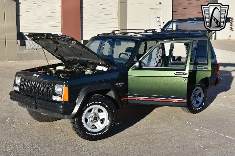1996 Jeep Cherokee image 33