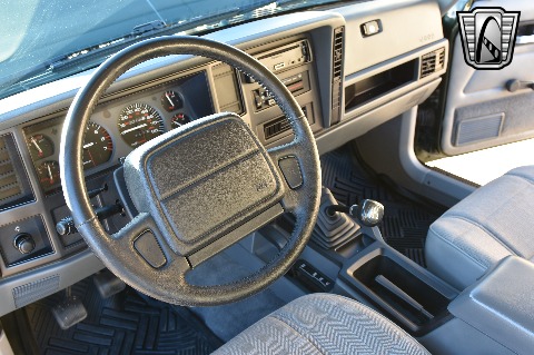 1996 Jeep Cherokee image 68