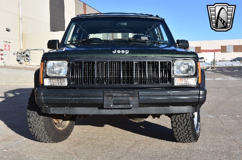 1996 Jeep Cherokee image 17