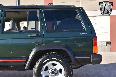 1996 Jeep Cherokee image 21