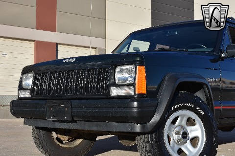 1996 Jeep Cherokee image 28