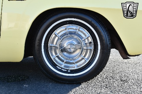 1961 Chevrolet Corvette image 30