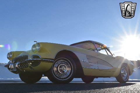 1961 Chevrolet Corvette image 115