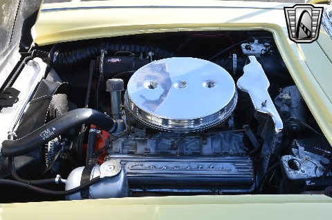 1961 Chevrolet Corvette image 39