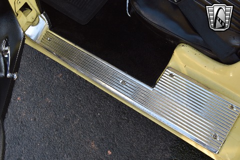 1961 Chevrolet Corvette image 65