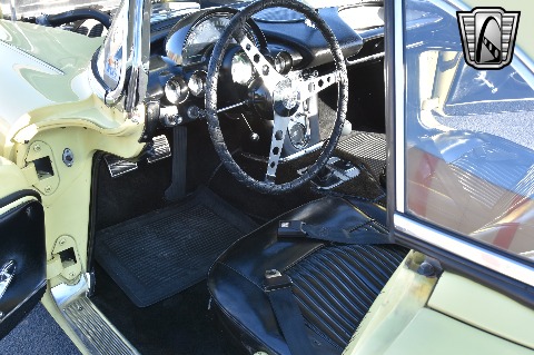 1961 Chevrolet Corvette image 66