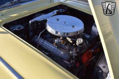 1961 Chevrolet Corvette image 41