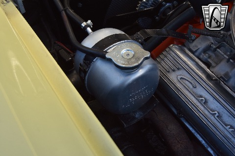 1961 Chevrolet Corvette image 44