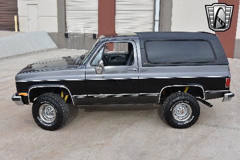 1989 Chevrolet Blazer image 6