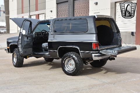 1989 Chevrolet Blazer image 34