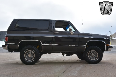 1989 Chevrolet Blazer image 13