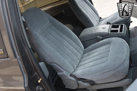 1989 Chevrolet Blazer image 100