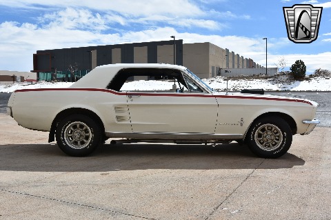 1967 Ford Mustang image 13