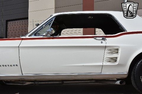 1967 Ford Mustang image 20