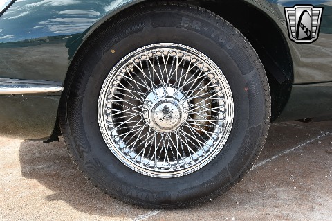 1974 Jaguar XKE image 29