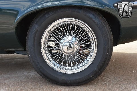 1974 Jaguar XKE image 30