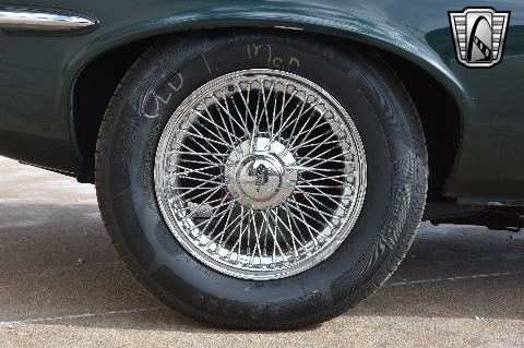 1974 Jaguar XKE image 31