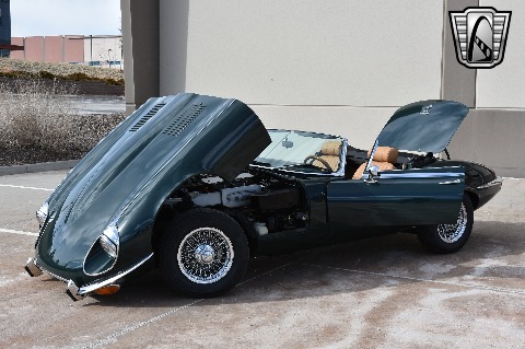 1974 Jaguar XKE image 33