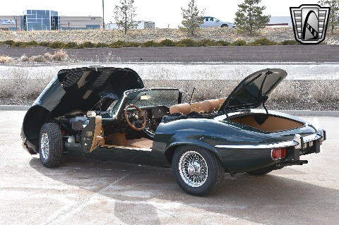 1974 Jaguar XKE image 34