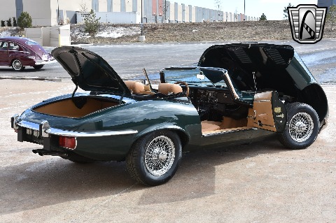 1974 Jaguar XKE image 35
