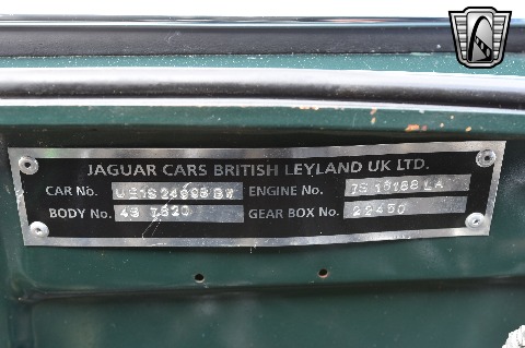 1974 Jaguar XKE image 37