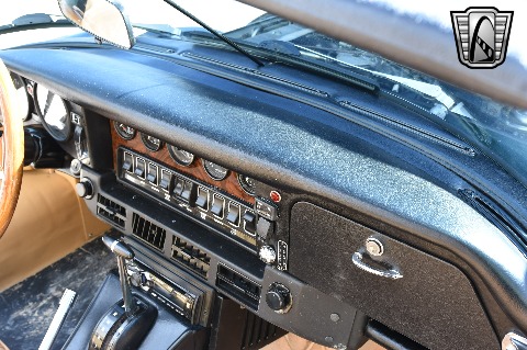 1974 Jaguar XKE image 90