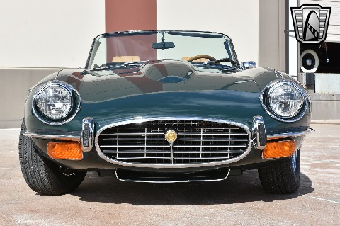1974 Jaguar XKE image 17