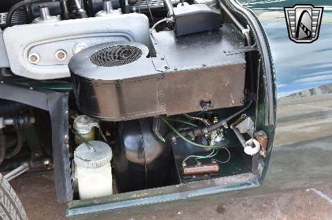 1974 Jaguar XKE image 44