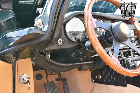 1974 Jaguar XKE image 70