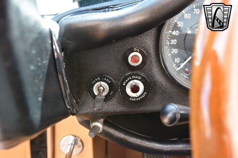1974 Jaguar XKE image 73