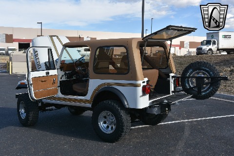 1985 Jeep CJ7 image 34