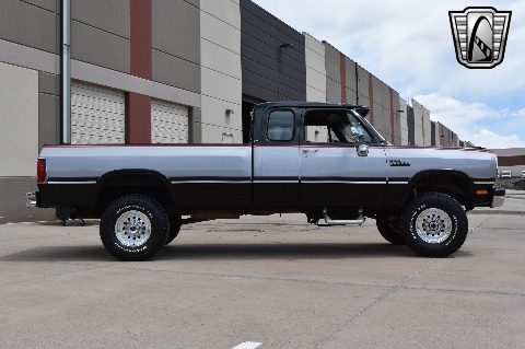 1993 Dodge W250 image 13