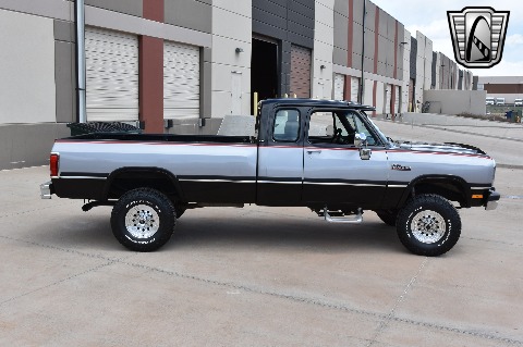 1993 Dodge W250 image 14