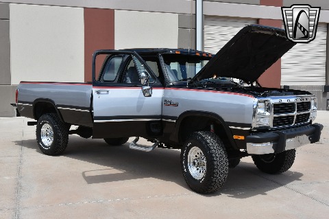 1993 Dodge W250 image 40