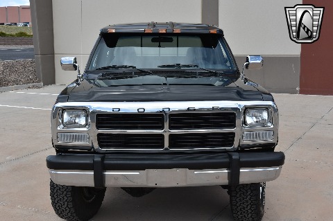 1993 Dodge W250 image 18